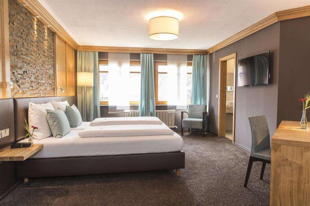 Hotel & Restaurant Becher Donzdorf Bilik gambar